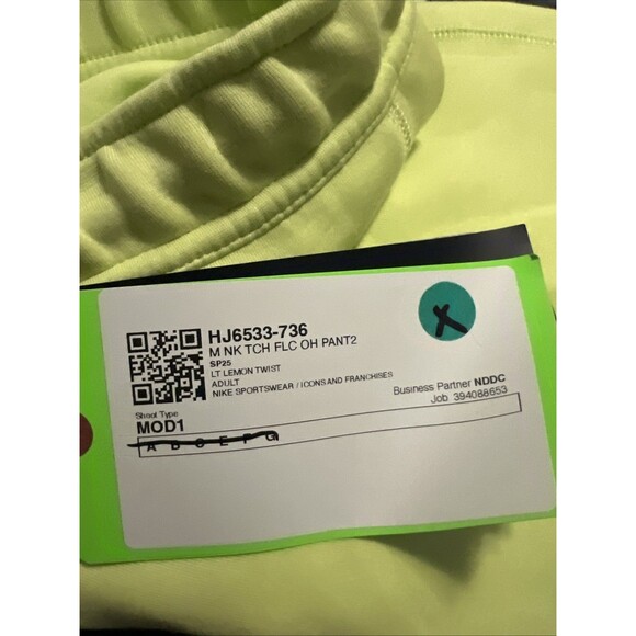 LARGE Nike Sportswear Tech Fleece Jogger Pant HJ6533-736 - Picture 3 of 8